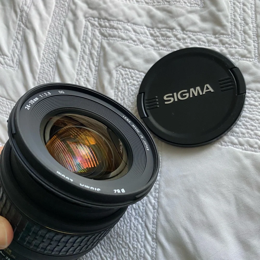 Sigma 24-70mm 2.8 camera lens